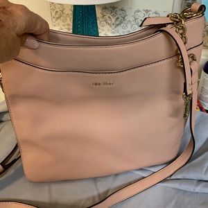 Nine West bag in Dusty pink color. EUC